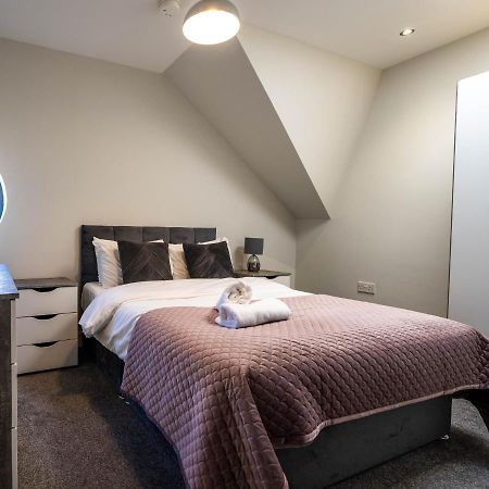Three Bed Apartment Sleeps 5 In Botanic Belfast Eksteriør billede