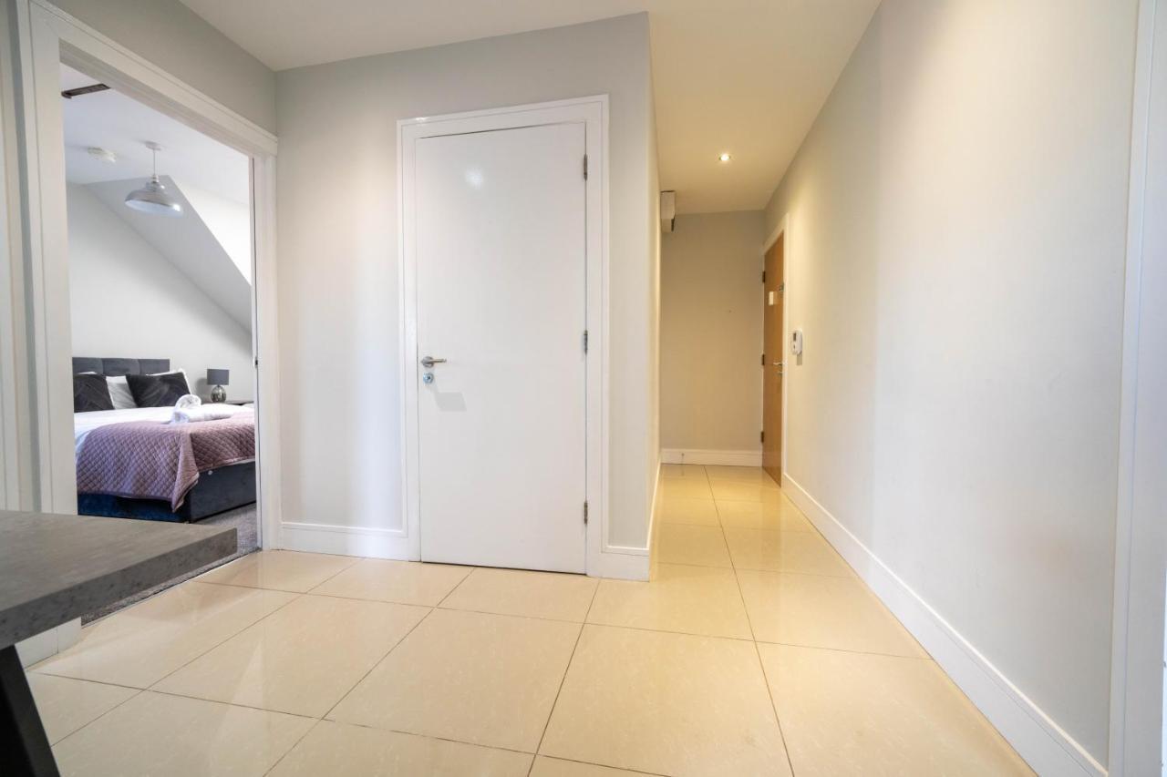 Three Bed Apartment Sleeps 5 In Botanic Belfast Eksteriør billede